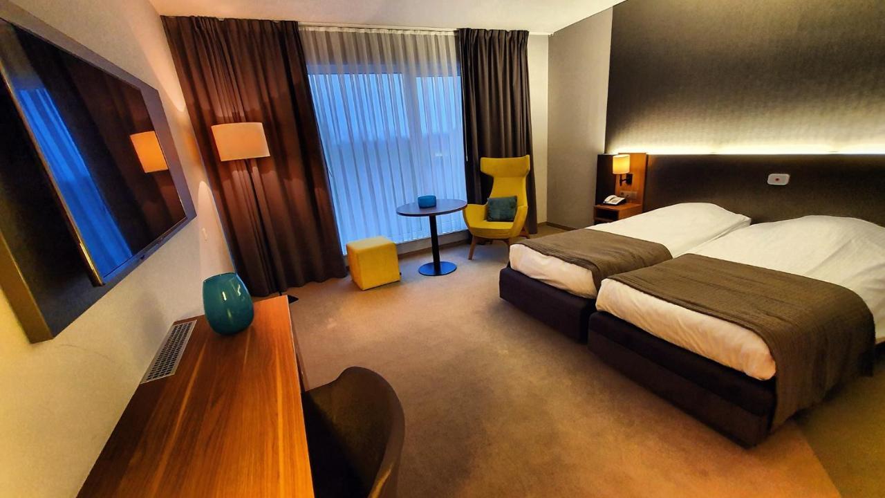 Hotel Drie Eiken Едижем Екстериор снимка